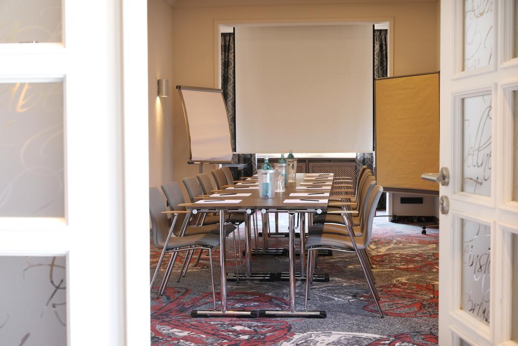 Naegler'S Fine Lounge Hotel Oestrich-Winkel Exteriör bild